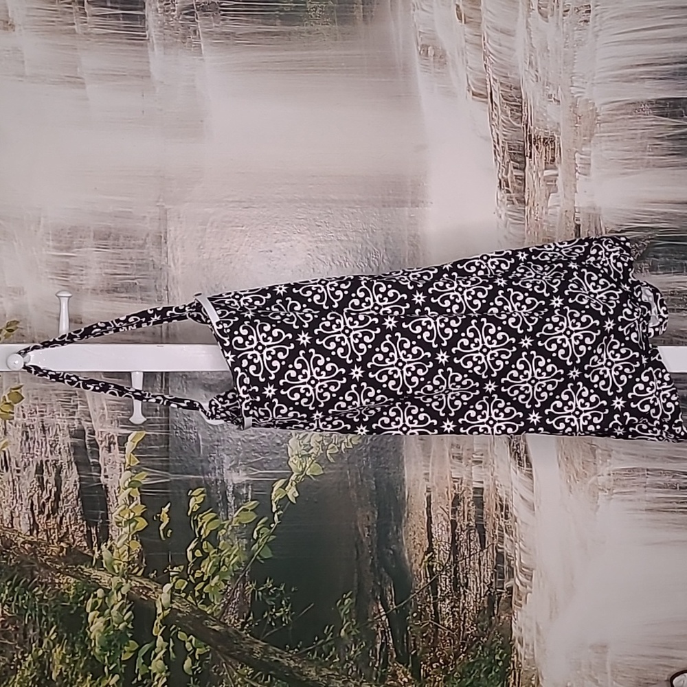 Parents Choice Womens Black white paisley nursing breastfeeding cover apron